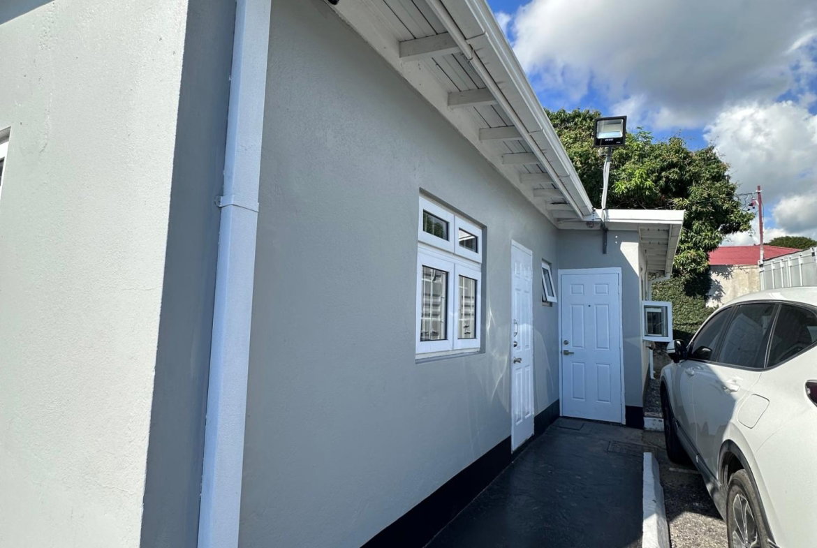 First image of 3 South Ave in Kingston 5, St. Andrew, Jamaica - property is For Rent