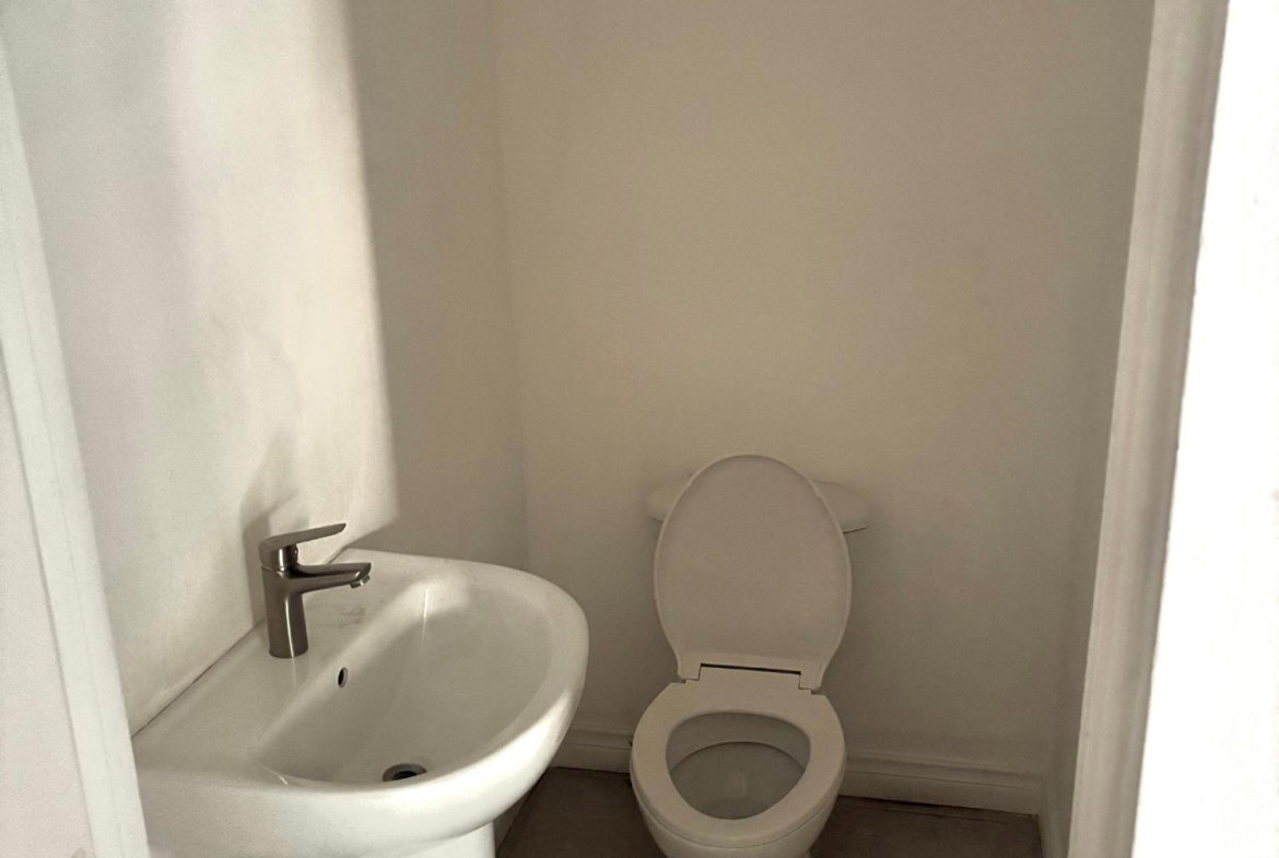 Fourth image of 1-9-11 Phoenix Avenue in Kingston 10, St. Andrew, Jamaica - property is For Rent