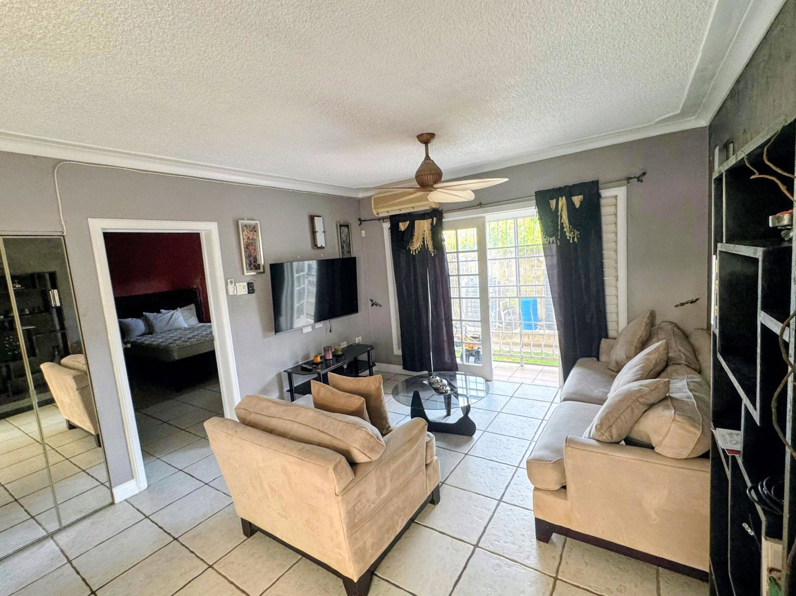 Cozy-1-Bedroom-Apartment-for-Rent-in-St.-Andrew-Jamaica-22-35b-Upper-Waterloo-Rd Second image of 22-35b Upper Waterloo Road in Kingston 8, St. Andrew, Jamaica - property is For Rent