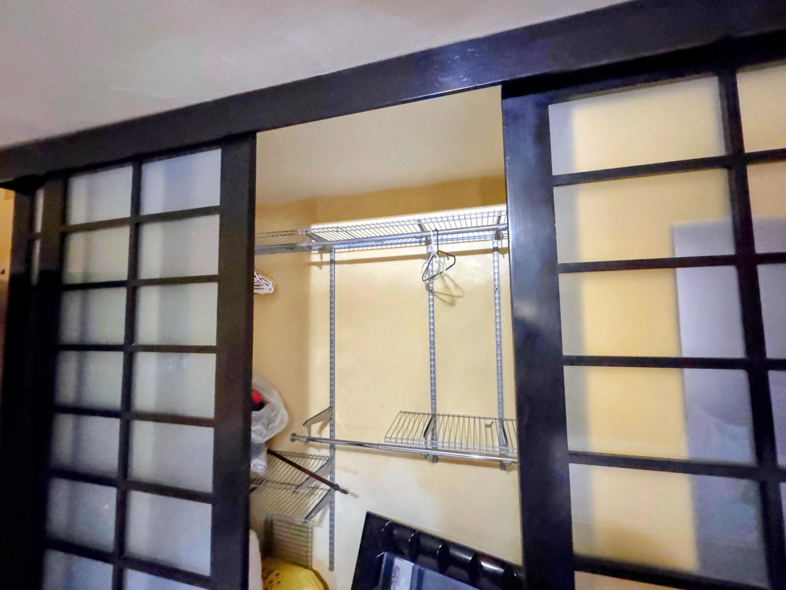 Cozy-1-Bedroom-Apartment-for-Rent-in-St.-Andrew-Jamaica-22-35b-Upper-Waterloo-Rd Fifth image of 22-35b Upper Waterloo Road in Kingston 8, St. Andrew, Jamaica - property is For Rent