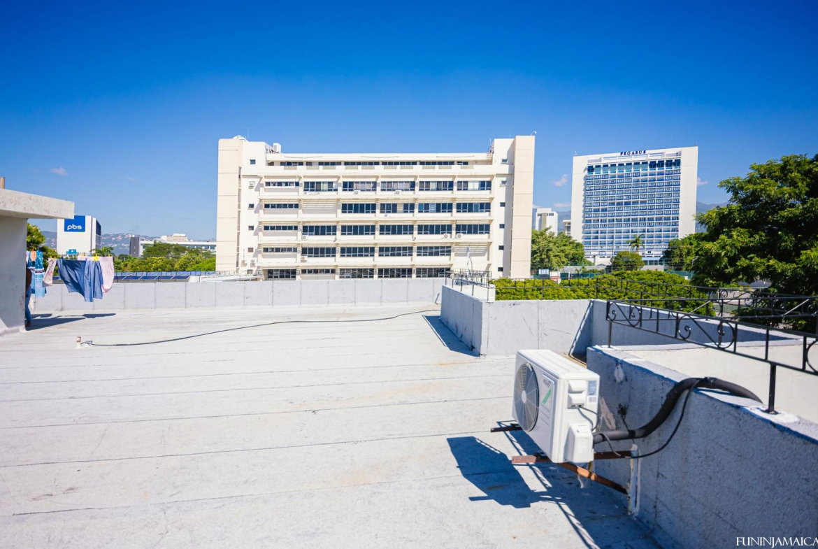 Thirteenth image of 304-23-25 Norwood Avenue in Kingston 5, St. Andrew, Jamaica - property is For Sale