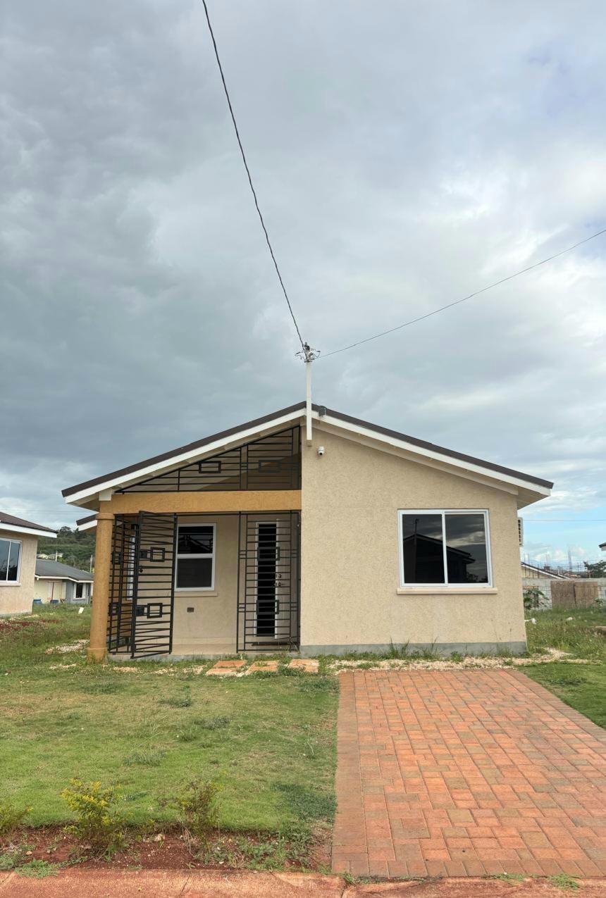 First image of Silversun Blvd, Silversun in Innswood, St. Catherine, Jamaica - property is For Rent