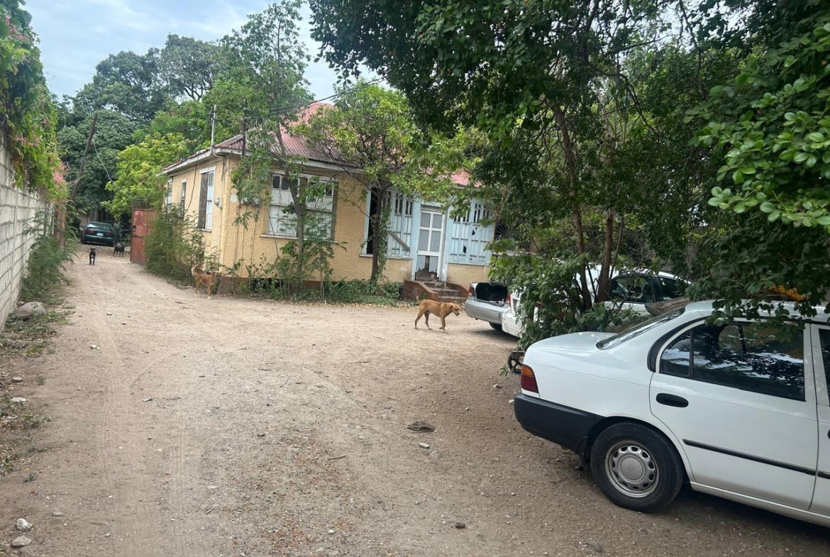 Sixth image of 3a Kew Road in KINGSTON, Kingston, Jamaica - property is For Sale