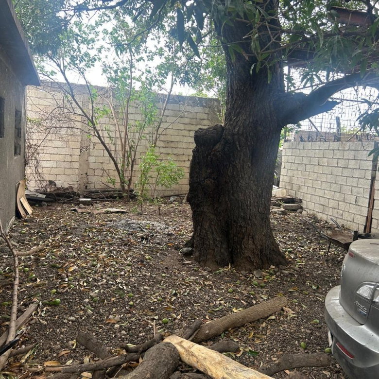 First image of 3a Kew Road in KINGSTON, Kingston, Jamaica - property is For Sale