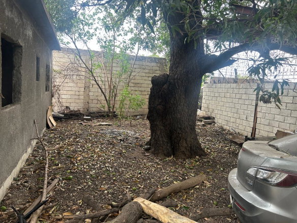 First image of 3a Kew Road in KINGSTON, Kingston, Jamaica - property is For Sale