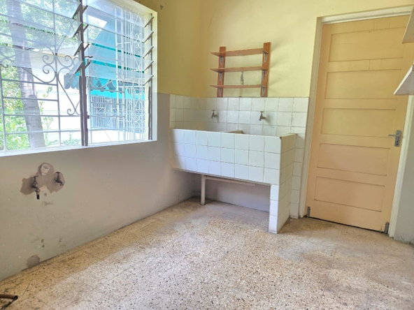 Eighth image of 46 Park Avenue in Kingston 19, St. Andrew, Jamaica - property is For Sale