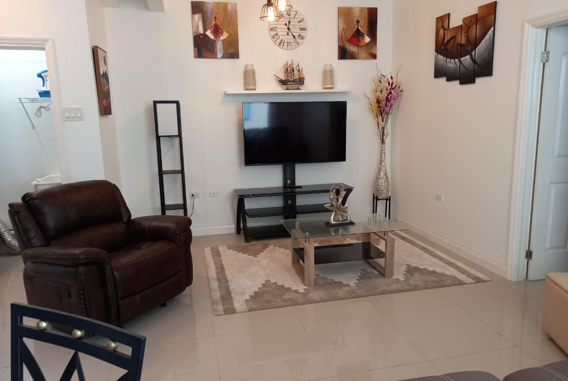 Fifth image of B305-10 Surbiton Road in Kingston 10, St. Andrew, Jamaica - property is For Rent