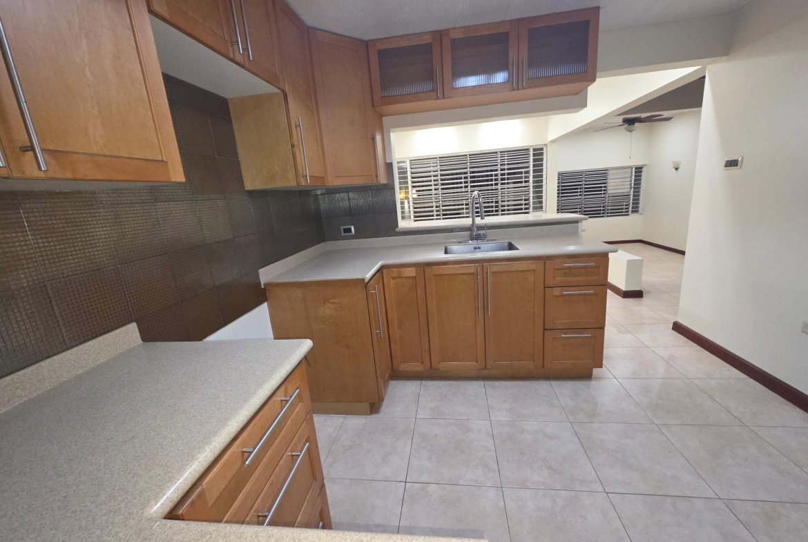 Twelfth image of 11- 107 Hope Road, Kingston 6 in Kingston 6, St. Andrew, Jamaica - property is For Rent