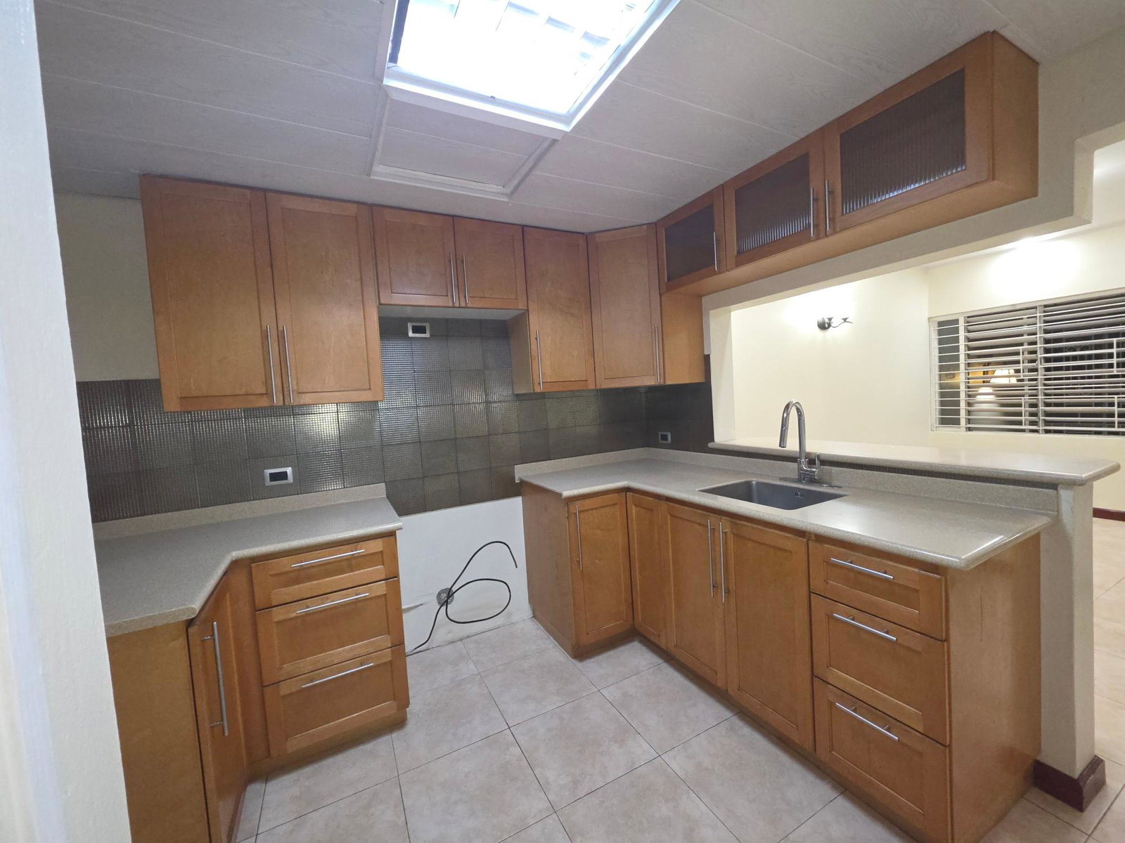 Elegant-2-Bedroom-Townhouse-for-Rent-in-Liguanea-Kingston-6 Thirteenth image of 11- 107 Hope Road, Kingston 6 in Kingston 6, St. Andrew, Jamaica - property is For Rent