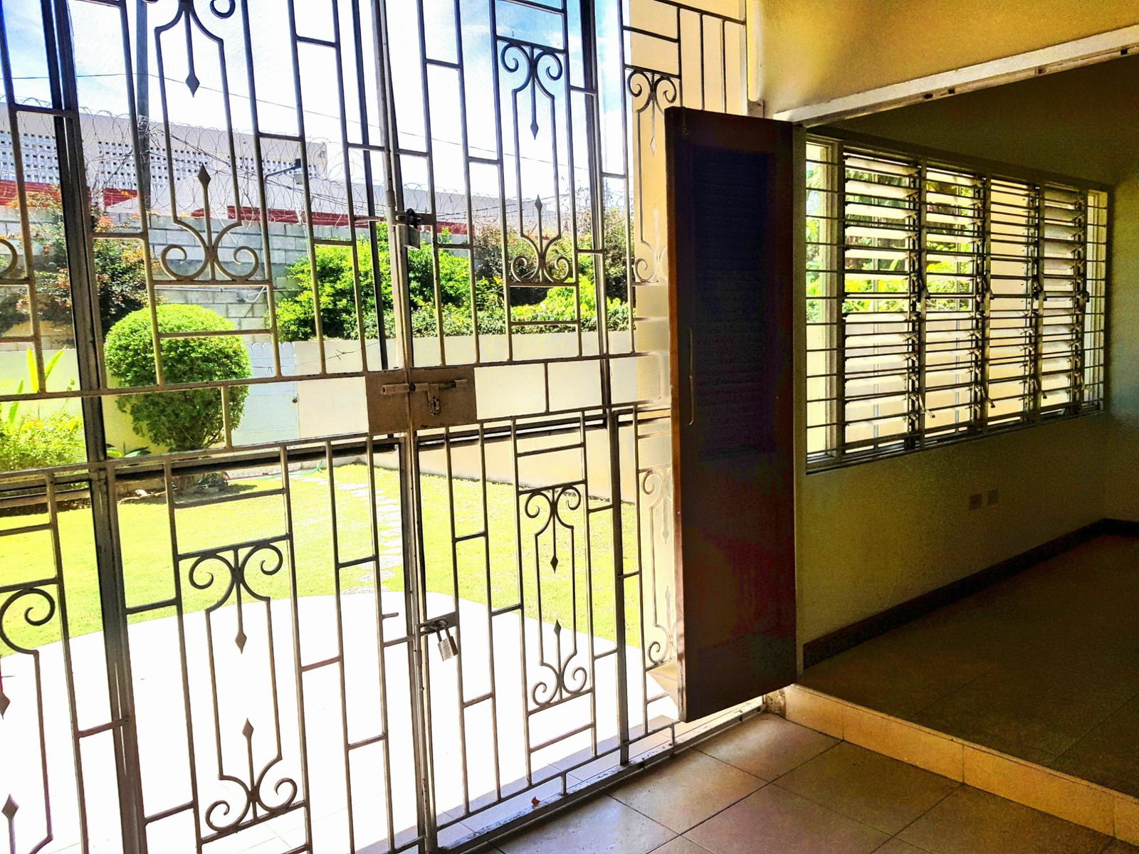 Elegant-2-Bedroom-Townhouse-for-Rent-in-Liguanea-Kingston-6 Twenty-Eighth image of 11- 107 Hope Road, Kingston 6 in Kingston 6, St. Andrew, Jamaica - property is For Rent