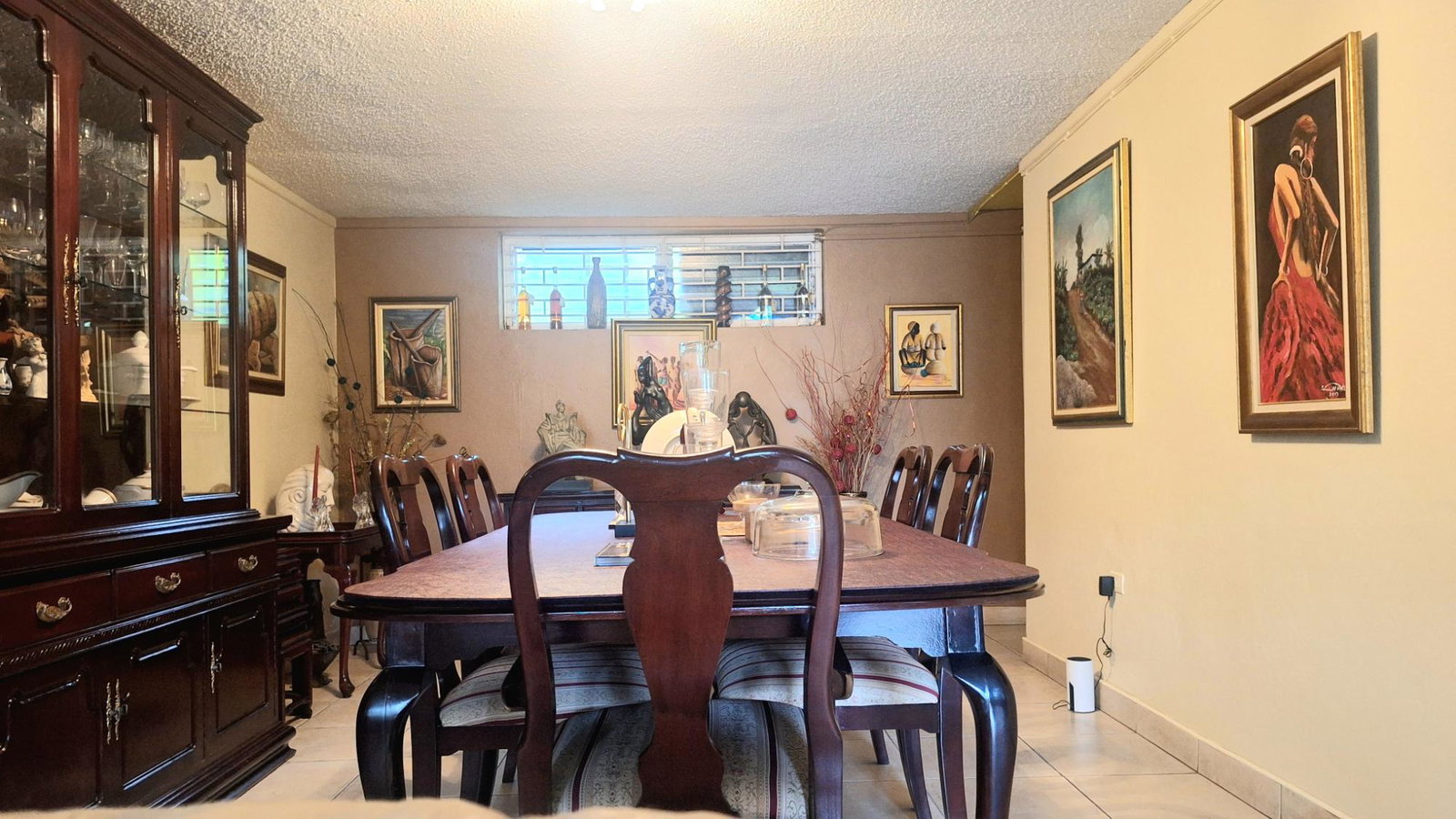 Elegant-4-Bedroom-Townhouse-for-Sale-in-Gated-Palm-Valley-Stony-Hill-St.-Andrew Twelfth image of 3- Palm Valley in Kingston 9, St. Andrew, Jamaica - property is For Sale