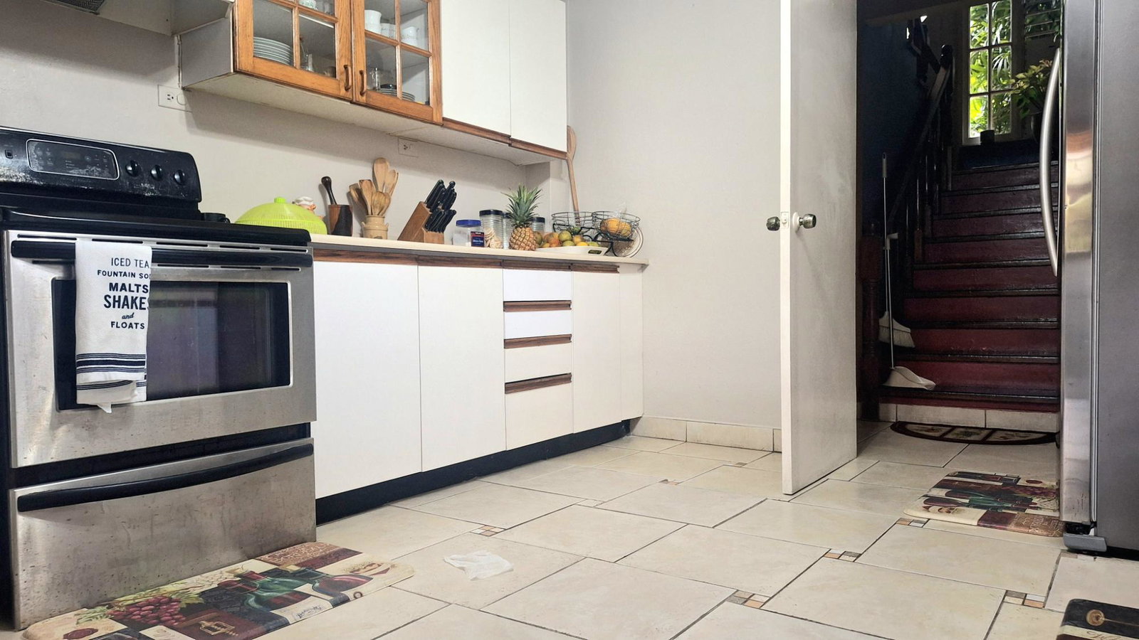 Elegant-4-Bedroom-Townhouse-for-Sale-in-Gated-Palm-Valley-Stony-Hill-St.-Andrew Fifteenth image of 3- Palm Valley in Kingston 9, St. Andrew, Jamaica - property is For Sale