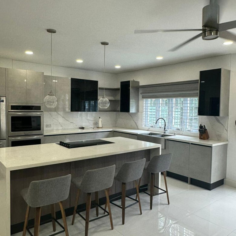 First image of 4a Sharrow Drive in Kingston 8, St. Andrew, Jamaica - property is For Sale