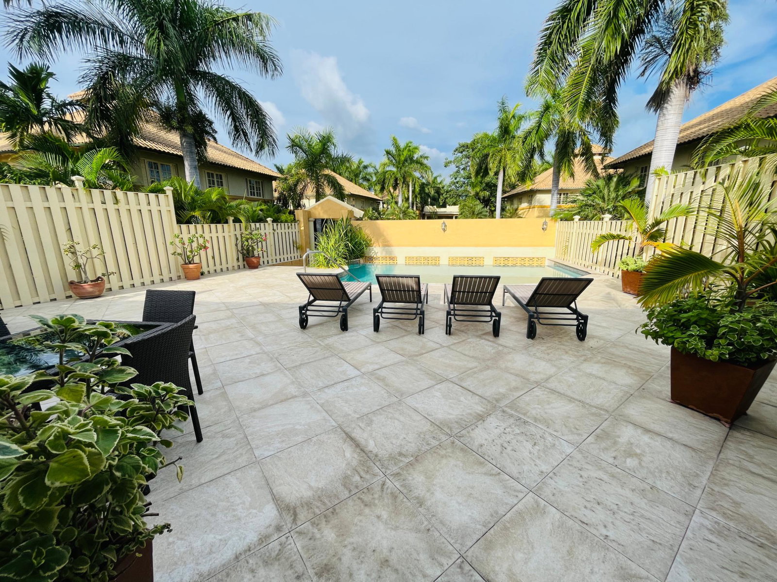 Seventeenth image of 3 Hopfield Avenue in Kingston 6, St. Andrew, Jamaica - property is For Rent