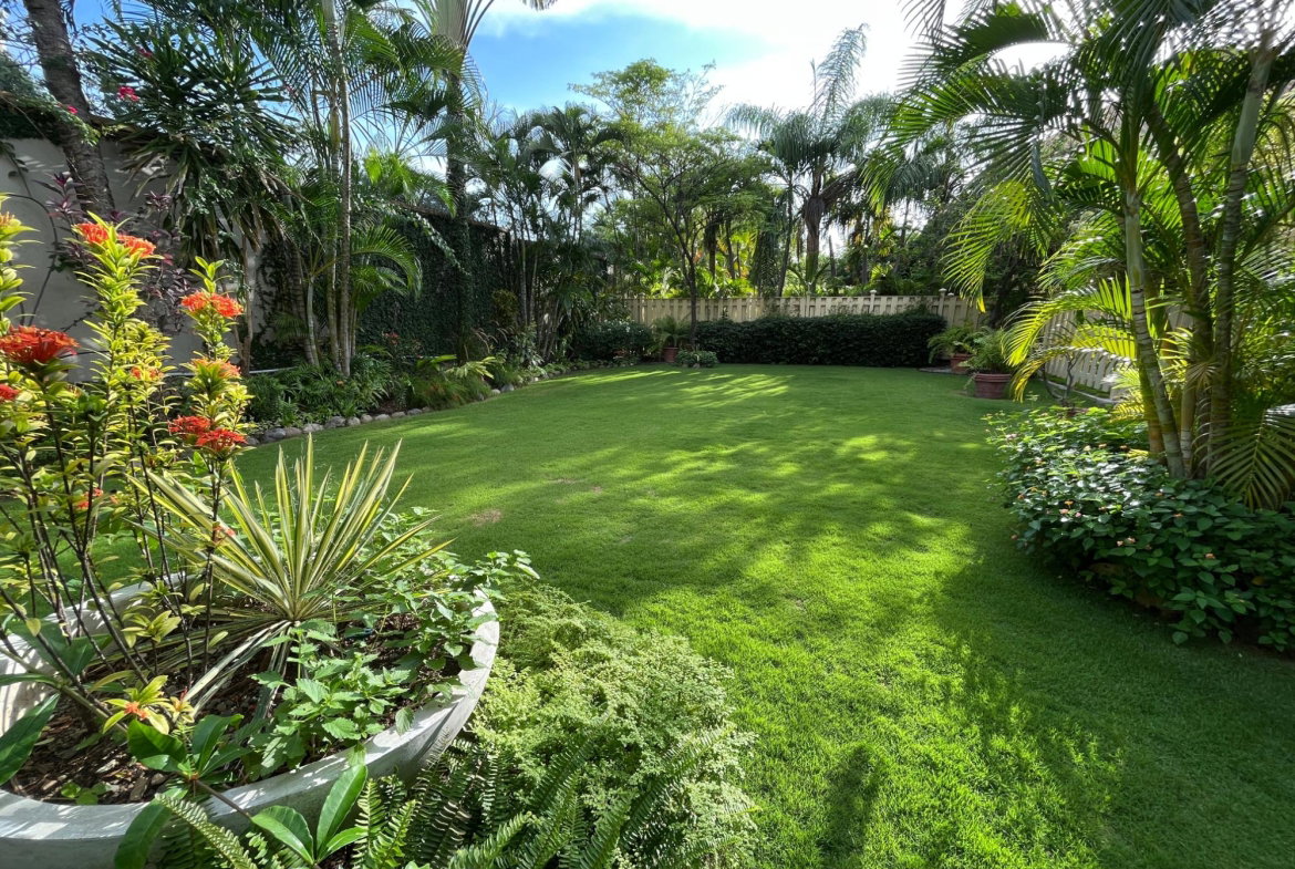 Third image of 3 Hopfield Avenue in Kingston 6, St. Andrew, Jamaica - property is For Rent