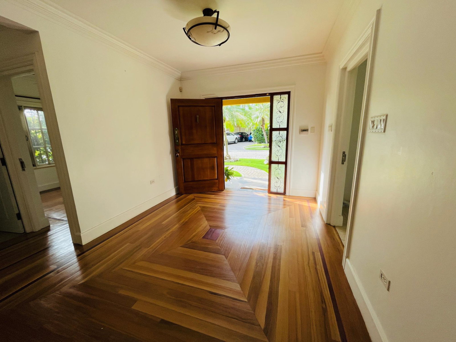 Fourth image of 3 Hopfield Avenue in Kingston 6, St. Andrew, Jamaica - property is For Rent