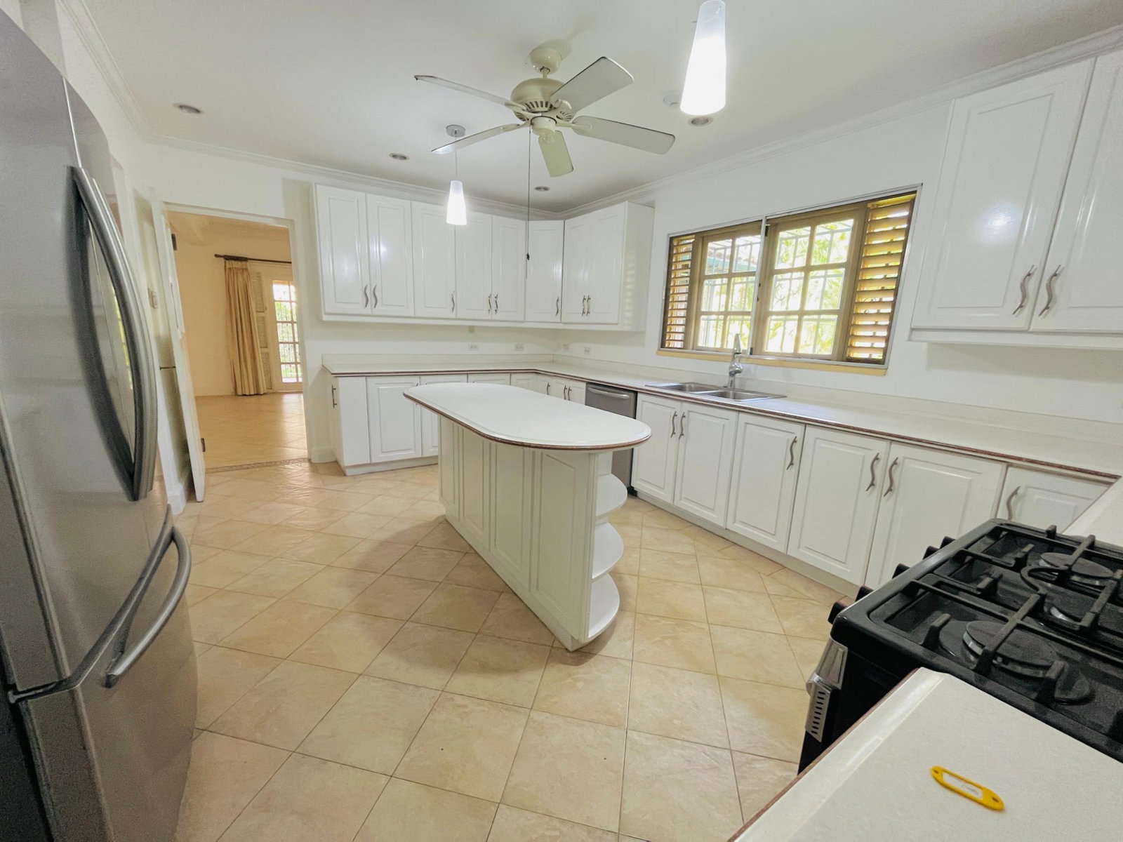 Eighth image of 3 Hopfield Avenue in Kingston 6, St. Andrew, Jamaica - property is For Rent