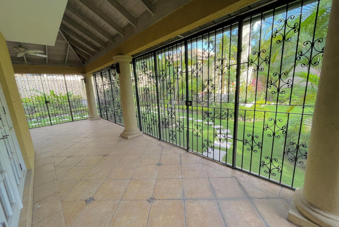 Ninth image of 3 Hopfield Avenue in Kingston 6, St. Andrew, Jamaica - property is For Rent