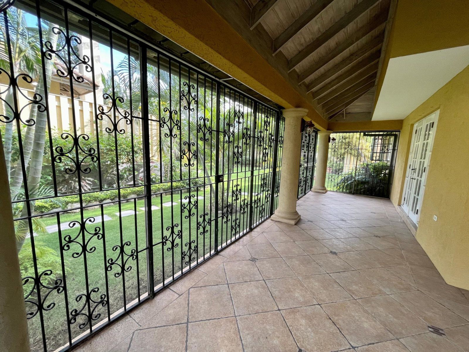 Tenth image of 3 Hopfield Avenue in Kingston 6, St. Andrew, Jamaica - property is For Rent