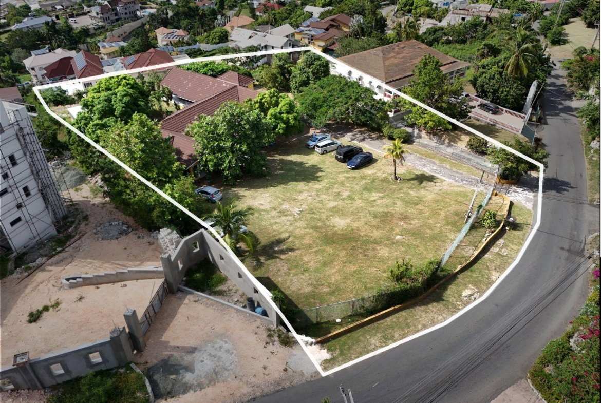 Seventh image of Montclair Drive, Beverly in Kingston 6, St. Andrew, Jamaica - property is For Sale