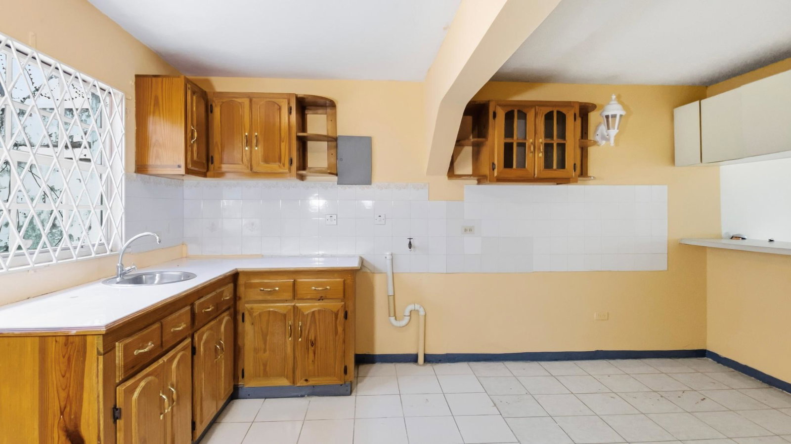 Fifth image of Laventura, Washington Bou in Kingston 20, St. Andrew, Jamaica - property is For Sale