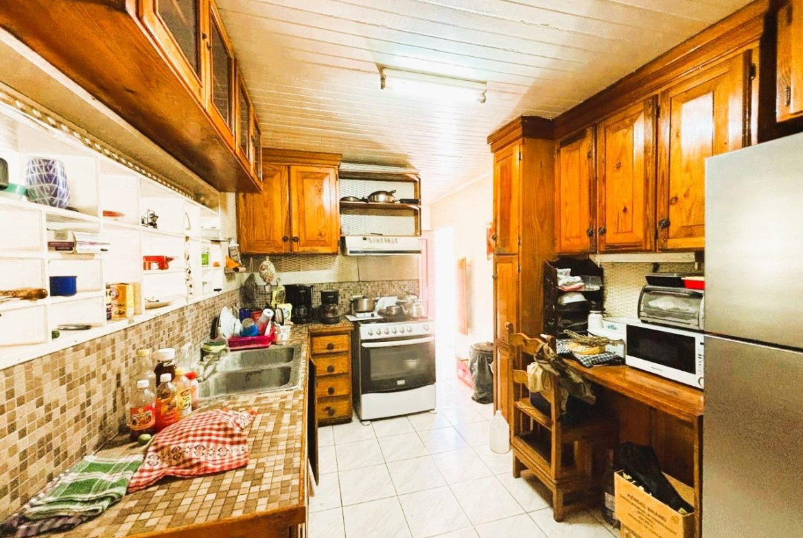 Eleventh image of 17 Elmwood Terrace in Kingston 19, St. Andrew, Jamaica - property is For Sale