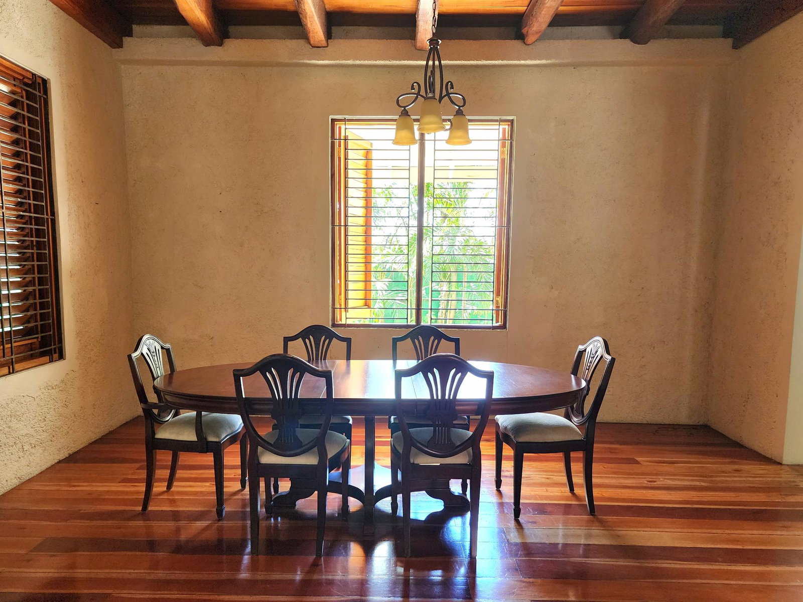 Fifth image of 4a Hopefield Avenue in Kingston 6, St. Andrew, Jamaica - property is For Rent