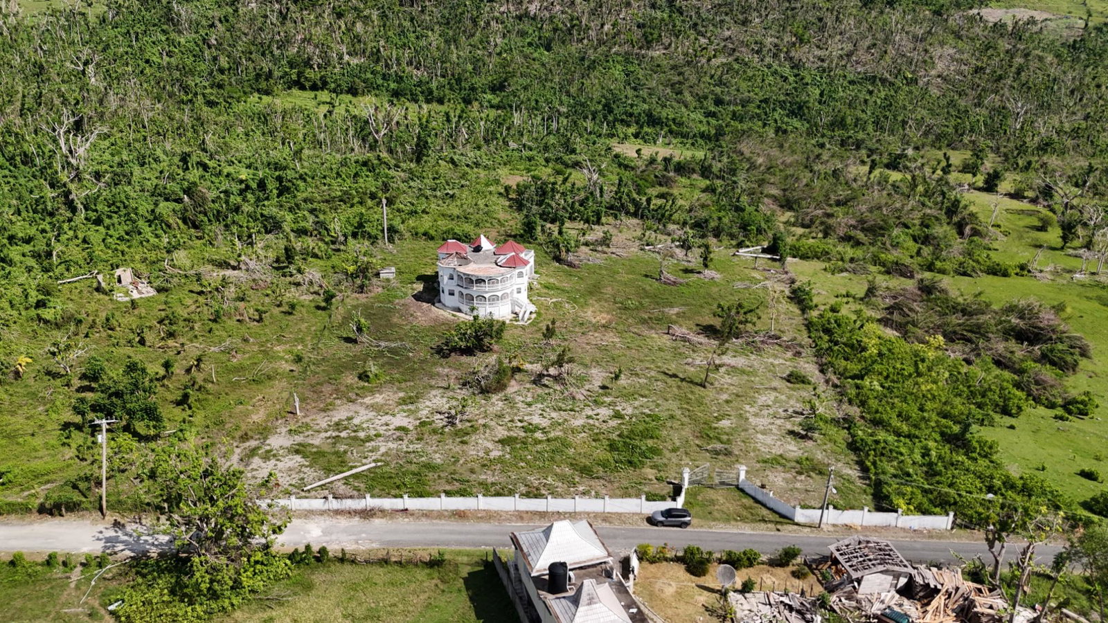 Fixer-Upper-House-for-Sale-on-15-Acres-in-Robins-River-Westmoreland-Jamaica Third image of Robin's River in Robins River, Westmoreland, Jamaica - property is For Sale