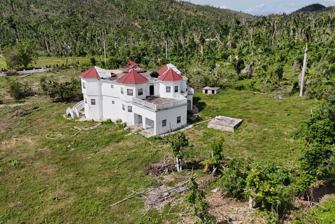 Sixth image of Robin's River in Robins River, Westmoreland, Jamaica - property is For Sale