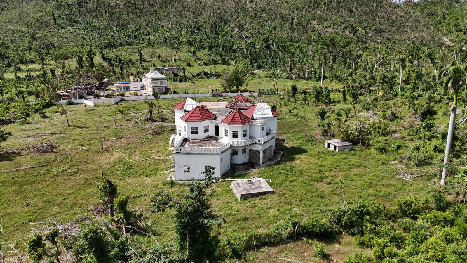 Fixer-Upper-House-for-Sale-on-15-Acres-in-Robins-River-Westmoreland-Jamaica Eighth image of Robin's River in Robins River, Westmoreland, Jamaica - property is For Sale