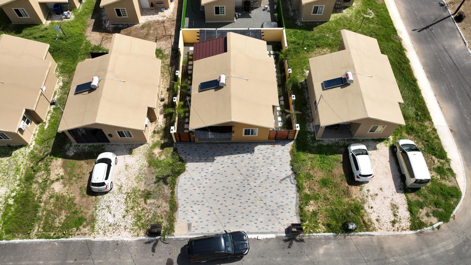 Fourth image of Lot 724 Phoenix Park Vill in Dunbeholding, St. Catherine, Jamaica - property is For Sale