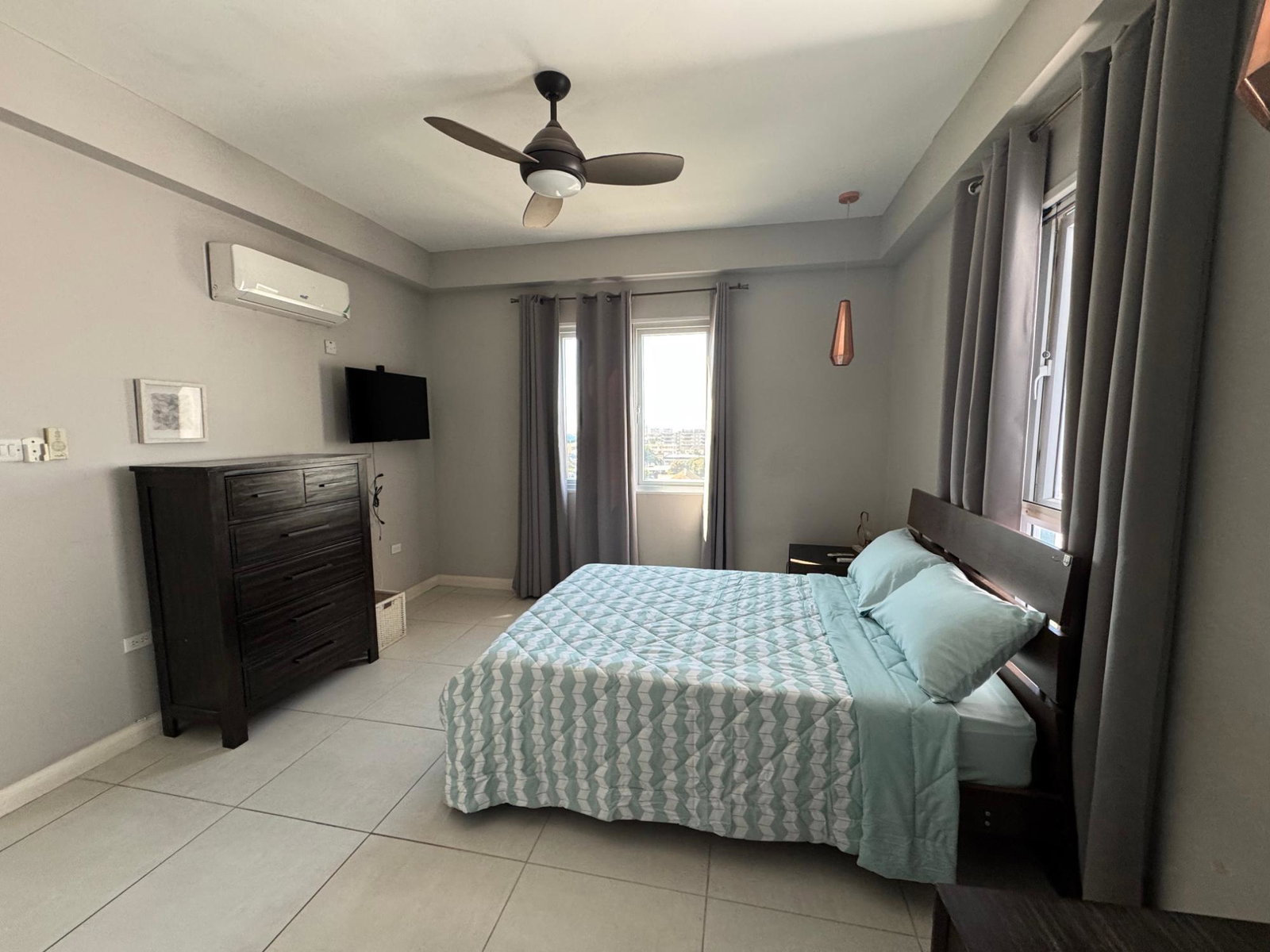 Seventh image of 510-2-4 Comlin Bank Road in Kingston 5, St. Andrew, Jamaica - property is For Rent