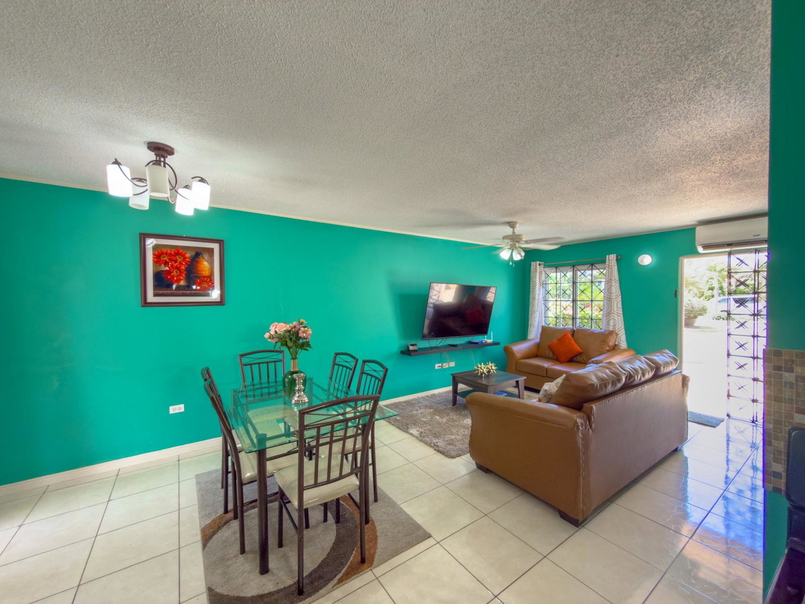 Fully-Furnished-2-Bed-2.5-Bath-End-Unit-Townhouse-For-Sale-in-Portmore-Country-Club-St.-Catherine Fifteenth image of Lot 100 Portmore Country Club in Portmore Country Club, St. Catherine, Jamaica - property is For Sale