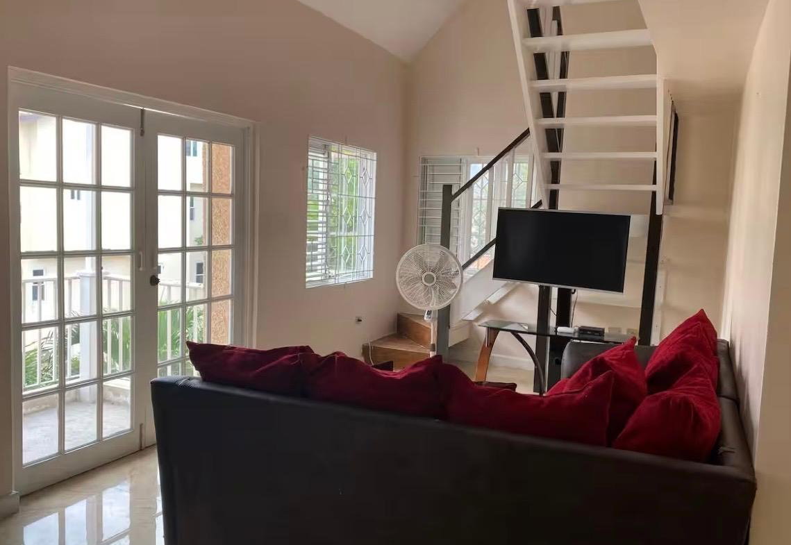 Fourteenth image of 333-6 Marley Manor in Kingston 6, St. Andrew, Jamaica - property is For Rent