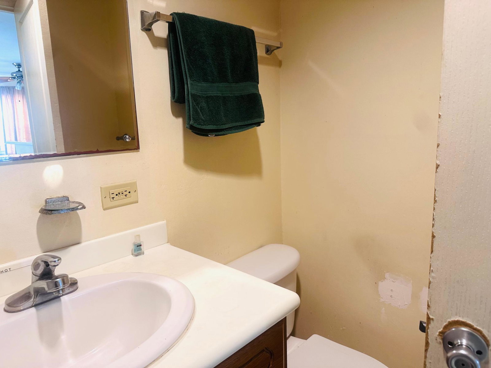 Tenth image of 14-5 Winchester Road in Kingston 10, St. Andrew, Jamaica - property is For Rent