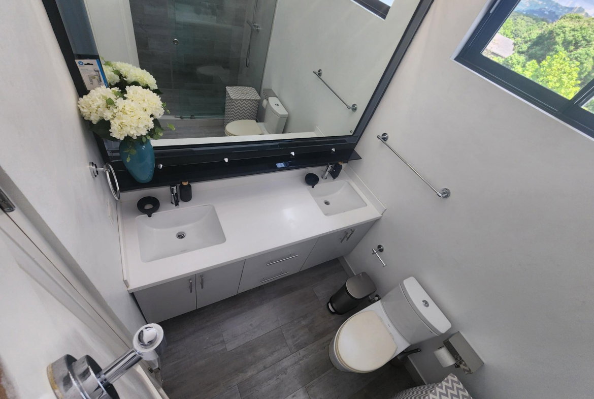 Seventeenth image of 5-16 Washington Drive in Kingston 10, St. Andrew, Jamaica - property is For Rent