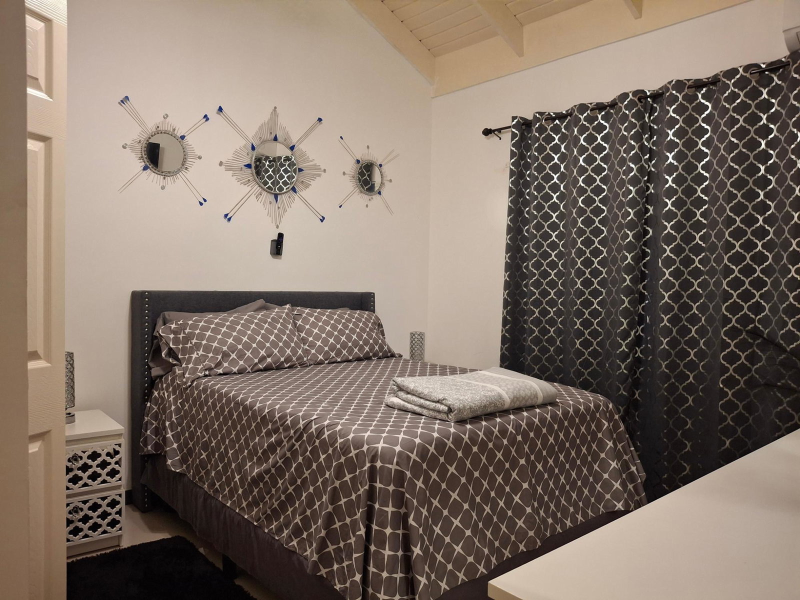 Seventh image of 85- Edmund Ridge Estate in Montego Bay, St. James, Jamaica - property is For Rent