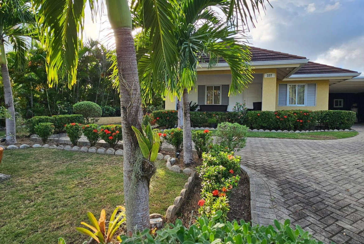 Second image of 337 Guava Avenue The Palms ri in St. Ann's Bay, St. Ann, Jamaica - property is For Rent