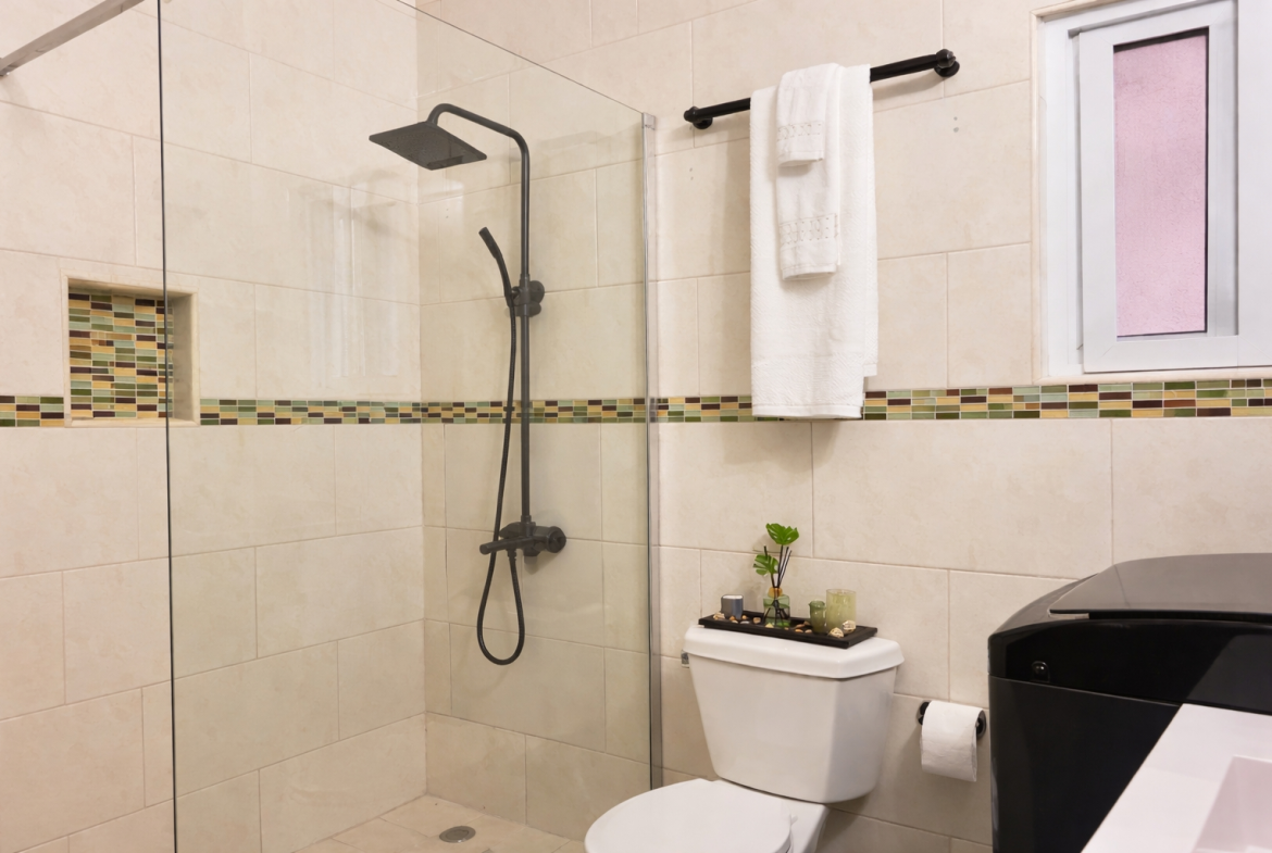 Eighth image of 4- West Kirkland Heights in Kingston 19, St. Andrew, Jamaica - property is For Rent