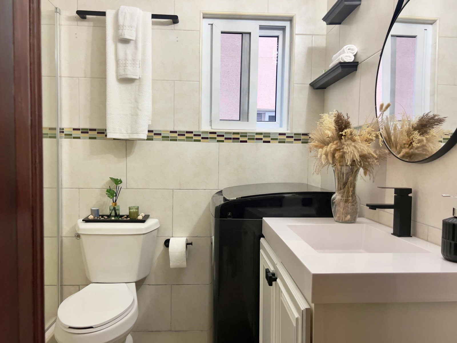 Ninth image of 4- West Kirkland Heights in Kingston 19, St. Andrew, Jamaica - property is For Rent