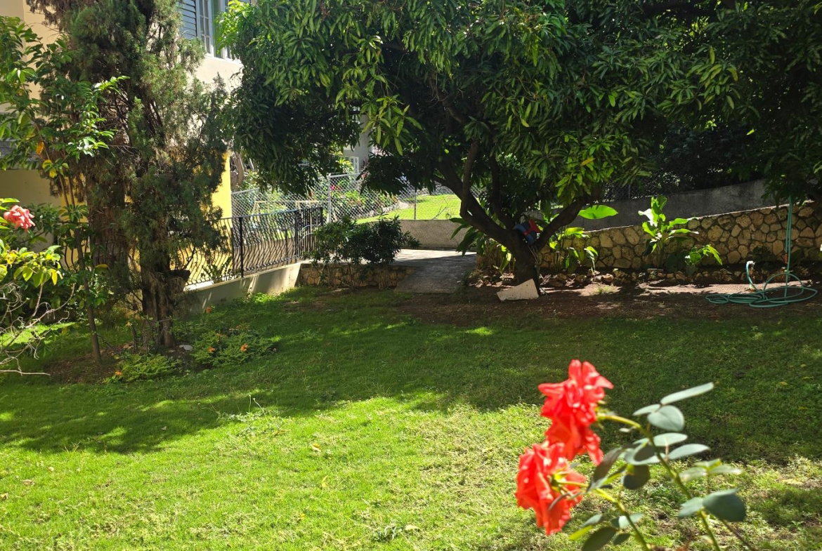 Sixteenth image of 10 Weycliffe Close in Kingston 6, St. Andrew, Jamaica - property is For Rent