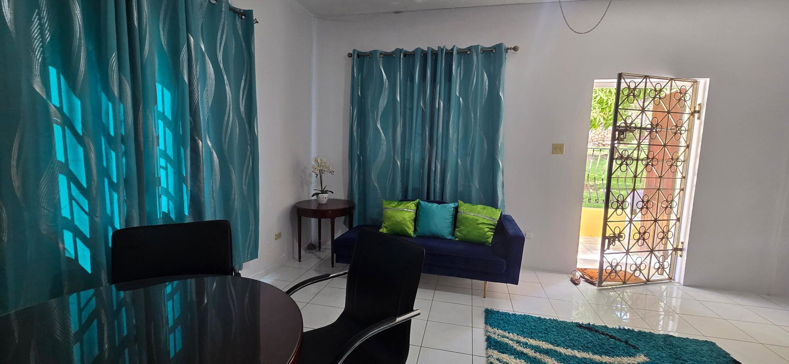 Fourth image of 10 Weycliffe Close in Kingston 6, St. Andrew, Jamaica - property is For Rent