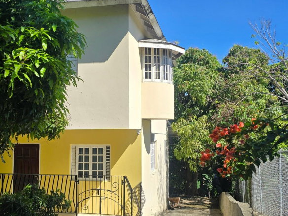 First image of 10 Weycliffe Close in Kingston 6, St. Andrew, Jamaica - property is For Rent