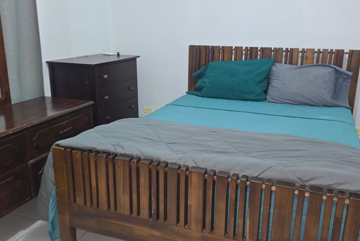 Seventh image of 10 Weycliffe Close in Kingston 6, St. Andrew, Jamaica - property is For Rent