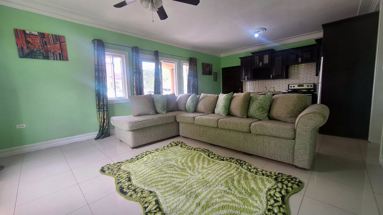 Fourth image of 10-54 Chevy Chase in Kingston 19, St. Andrew, Jamaica - property is For Rent