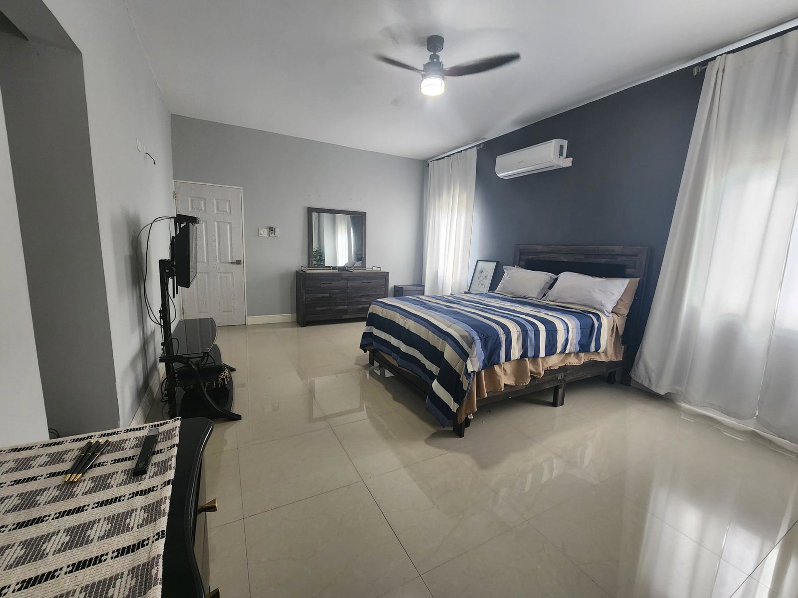 Furnished-2-Bedroom-Apartment-for-Rent-in-St.-Andrew-Jamaica-7-26-Merrivale-Ave Eleventh image of 7-26 Merrivale Avenue in Kingston 8, St. Andrew, Jamaica - property is For Rent