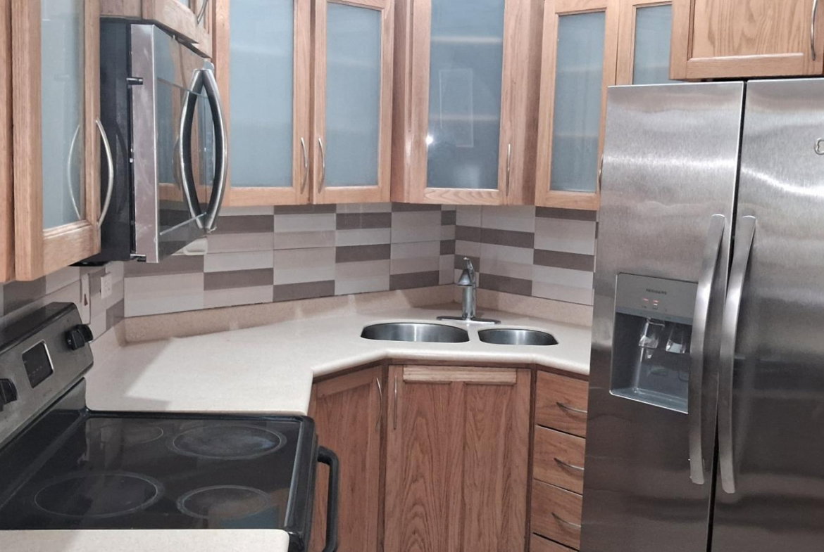 Fifth image of A17-1 Spathodia Avenue Kgn 6 in Kingston 6, St. Andrew, Jamaica - property is For Rent