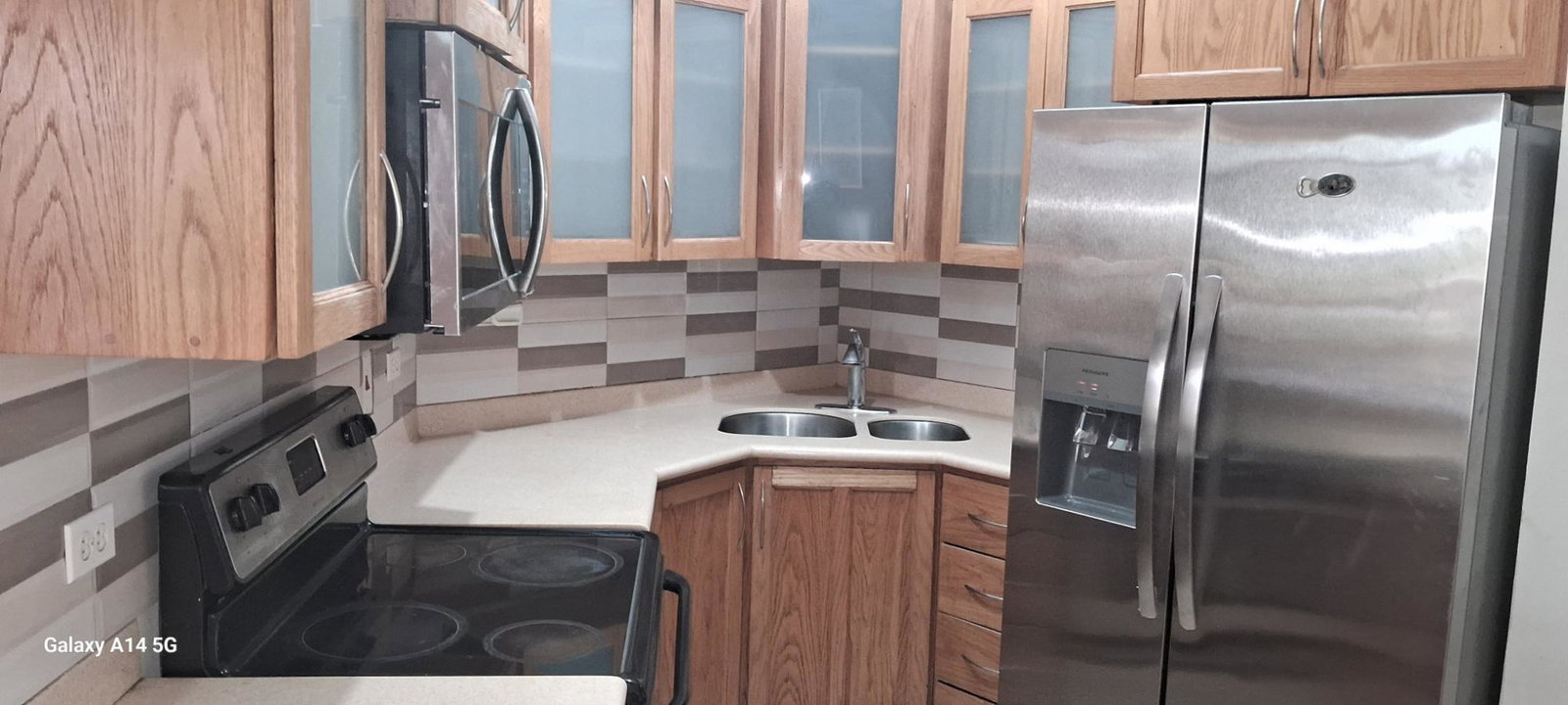 Fifth image of A17-1 Spathodia Avenue Kgn 6 in Kingston 6, St. Andrew, Jamaica - property is For Rent