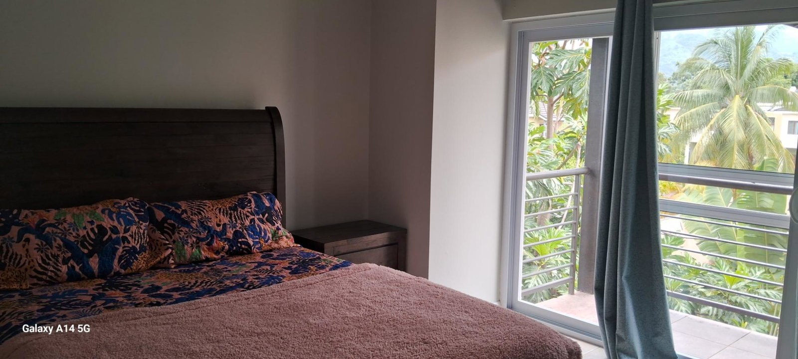 Seventh image of A17-1 Spathodia Avenue Kgn 6 in Kingston 6, St. Andrew, Jamaica - property is For Rent