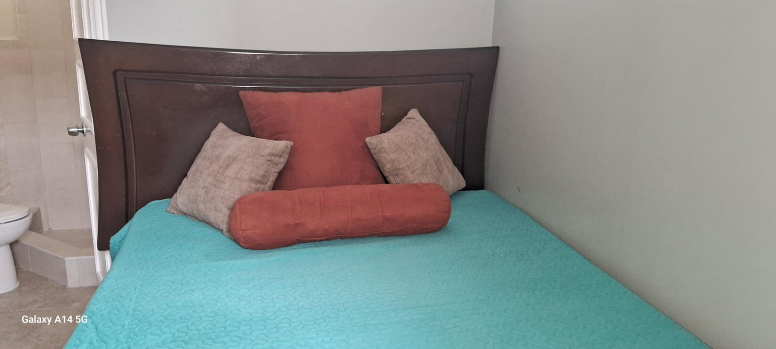 Ninth image of A17-1 Spathodia Avenue Kgn 6 in Kingston 6, St. Andrew, Jamaica - property is For Rent